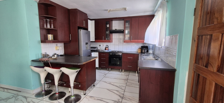 4 Bedroom Property for Sale in Parklands Western Cape